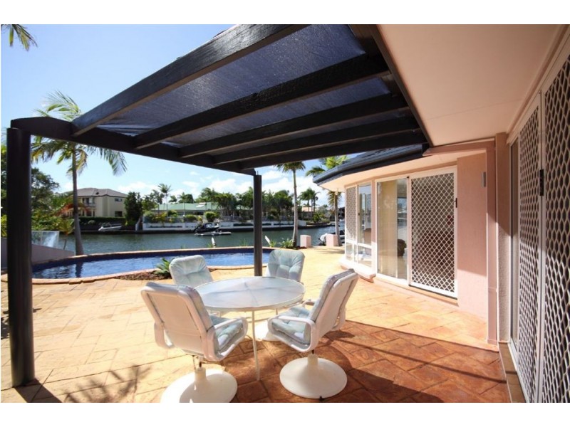 77 Sundance Way, Runaway Bay QLD 4216