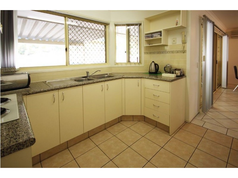 11/402 Pine Ridge Road, Coombabah QLD 4216