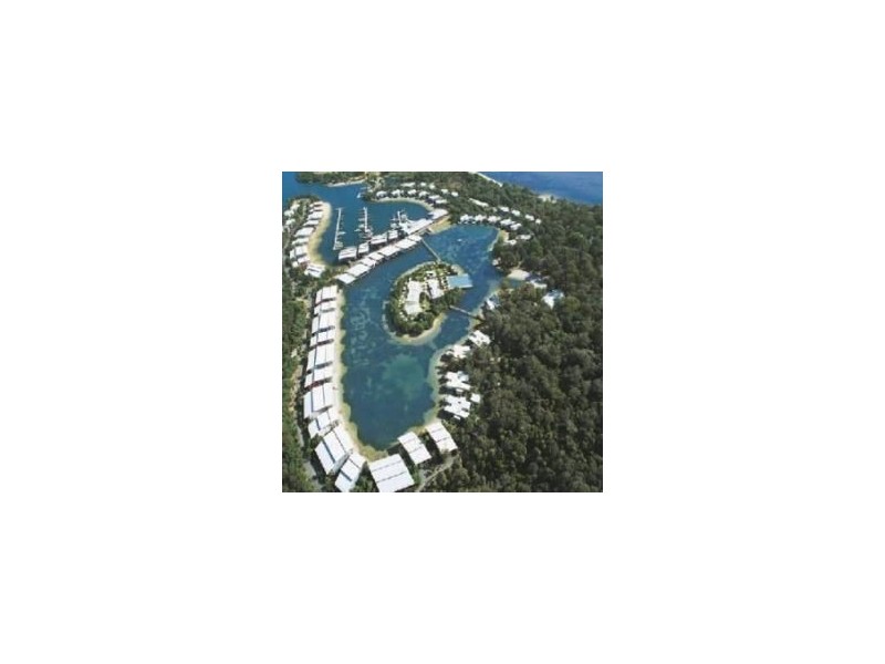2404 Island Street Couran Cove, South Stradbroke QLD 4216