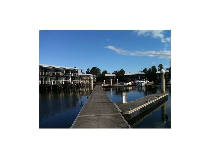 2404 Island Street Couran Cove, South Stradbroke QLD 4216