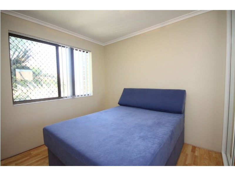 27/490 Marine Parade, Biggera Waters QLD 4216