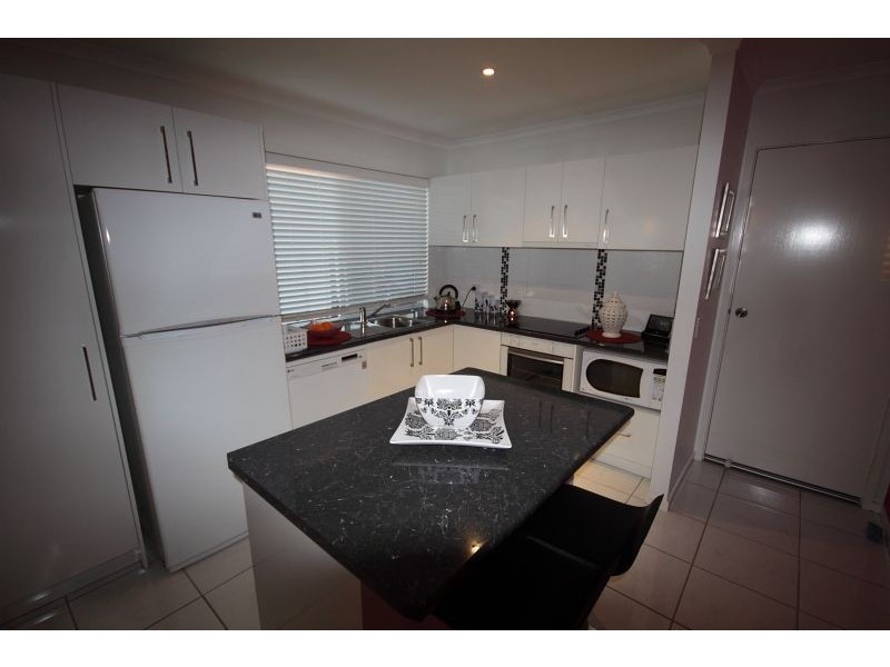 11/368 Oxley Drive, Runaway Bay QLD 4216