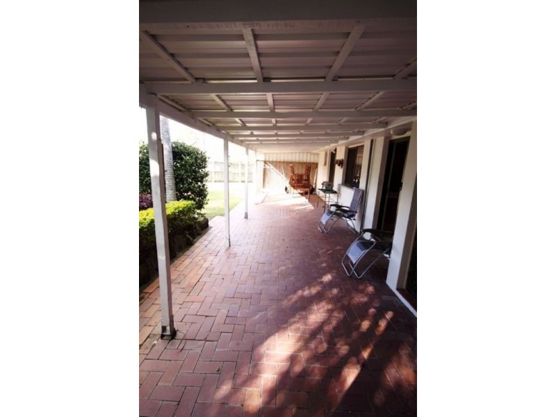 4 Narooma Place, Helensvale QLD 4212