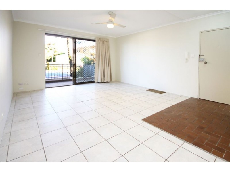 6/490 Marine Parade, Biggera Waters QLD 4216