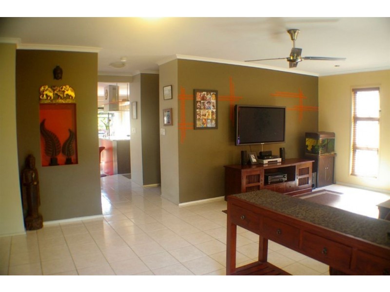 316 Oxley Drive, Coombabah QLD 4216