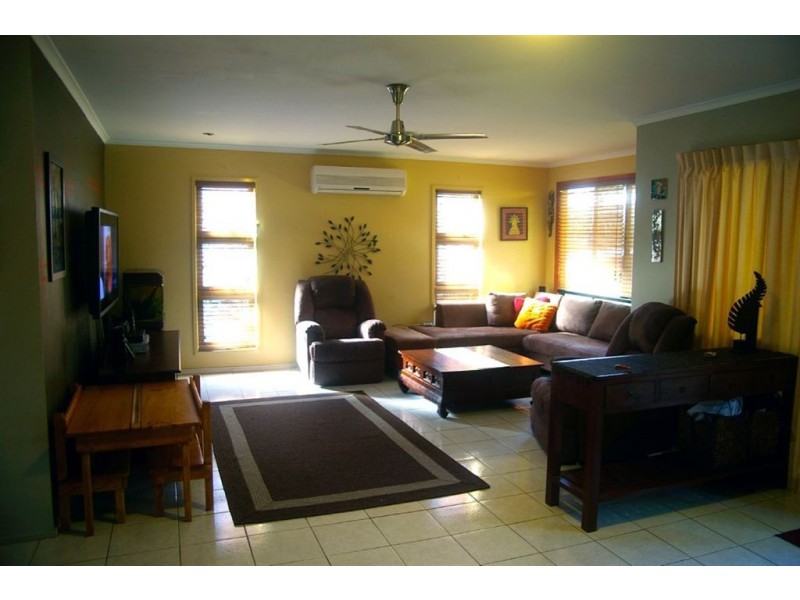 316 Oxley Drive, Coombabah QLD 4216