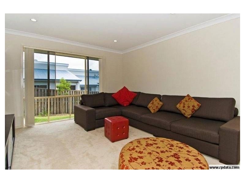 13 Seawind Road, Coomera QLD 4209