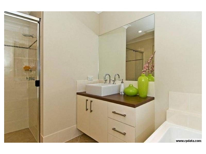 13 Seawind Road, Coomera QLD 4209