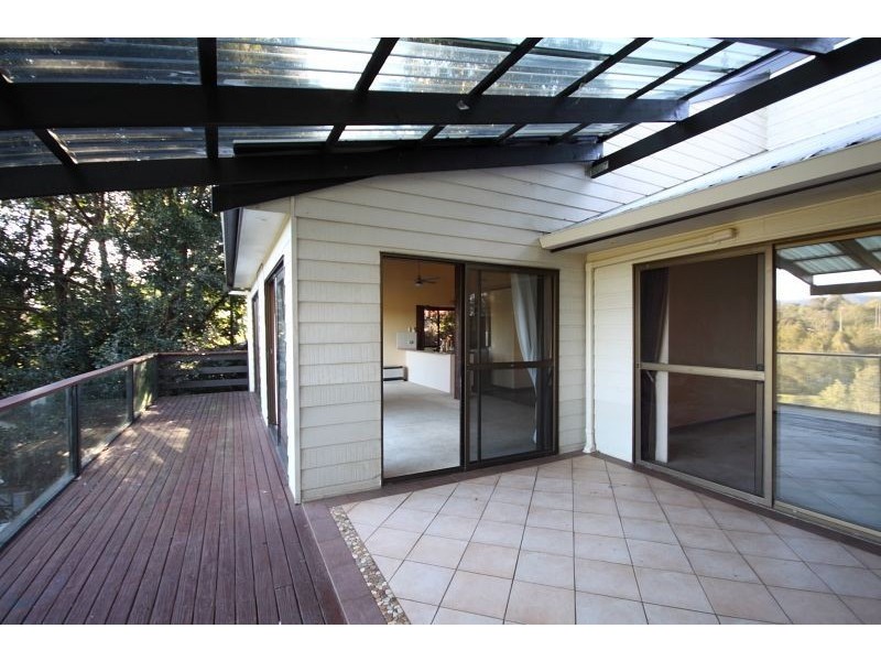 77 Plateau Crescent, Carrara QLD 4211