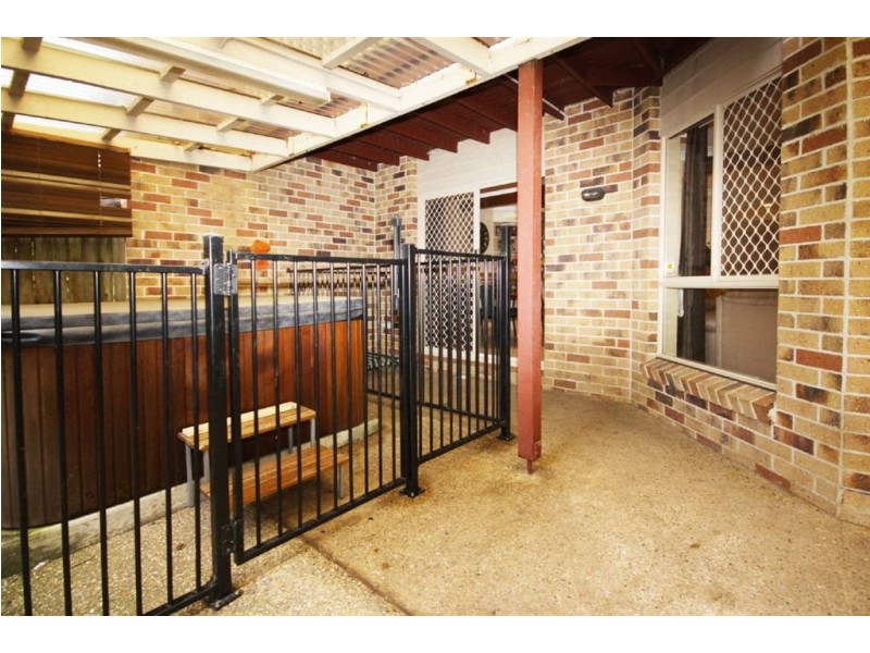 1/479 Pine Ridge Rd, Runaway Bay QLD 4216