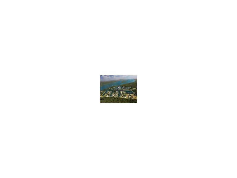 2404 Island Street, South Stradbroke QLD 4216
