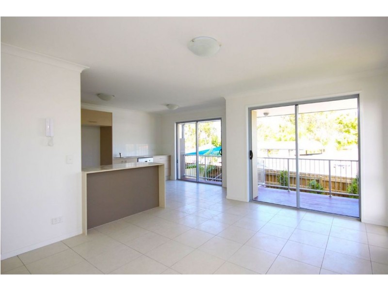 3/446 Pine Ridge Road, Coombabah QLD 4216