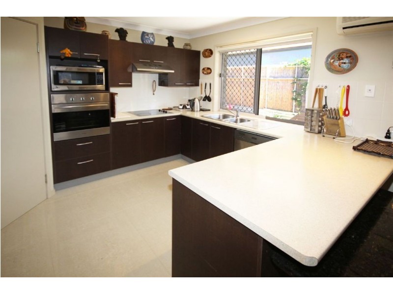 11 Yulia Street, Coombabah QLD 4216