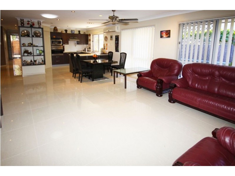 11 Yulia Street, Coombabah QLD 4216