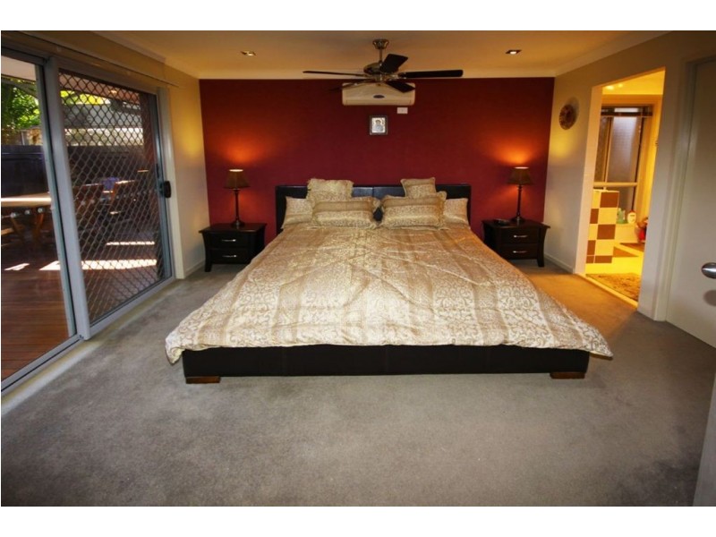 11 Yulia Street, Coombabah QLD 4216