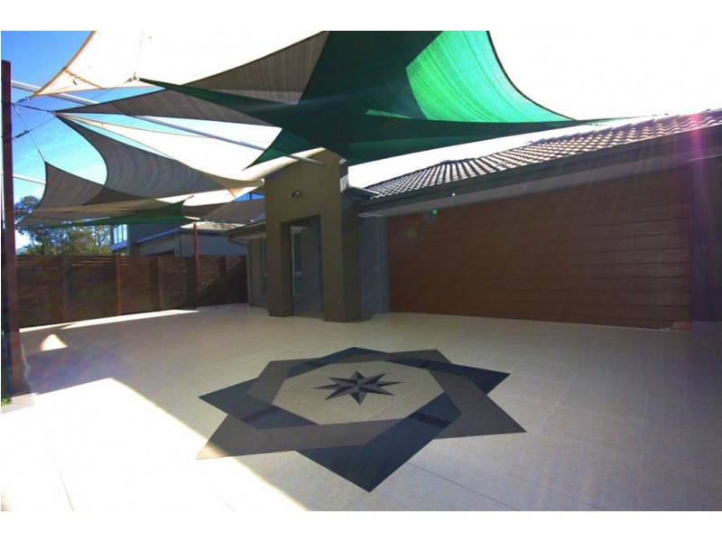 11 Yulia Street, Coombabah QLD 4216