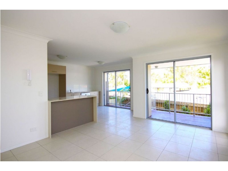 3/446 Pine Ridge Road, Coombabah QLD 4216