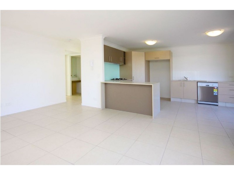 3/446 Pine Ridge Road, Coombabah QLD 4216