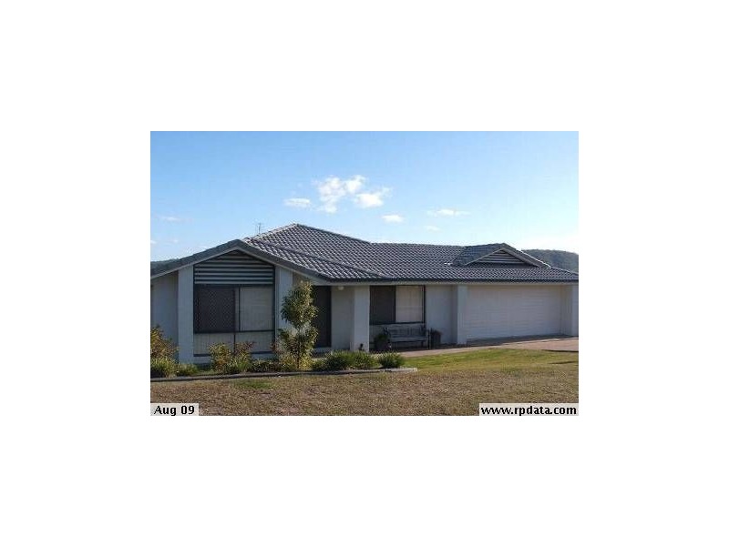 21 Wellers Street, Pacific Pines QLD 4211