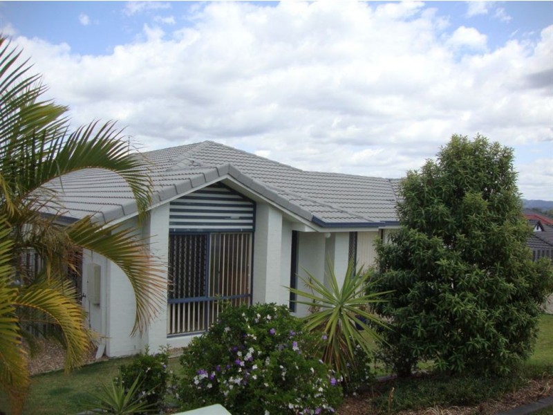 21 Wellers Street, Pacific Pines QLD 4211