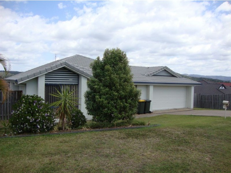 21 Wellers Street, Pacific Pines QLD 4211