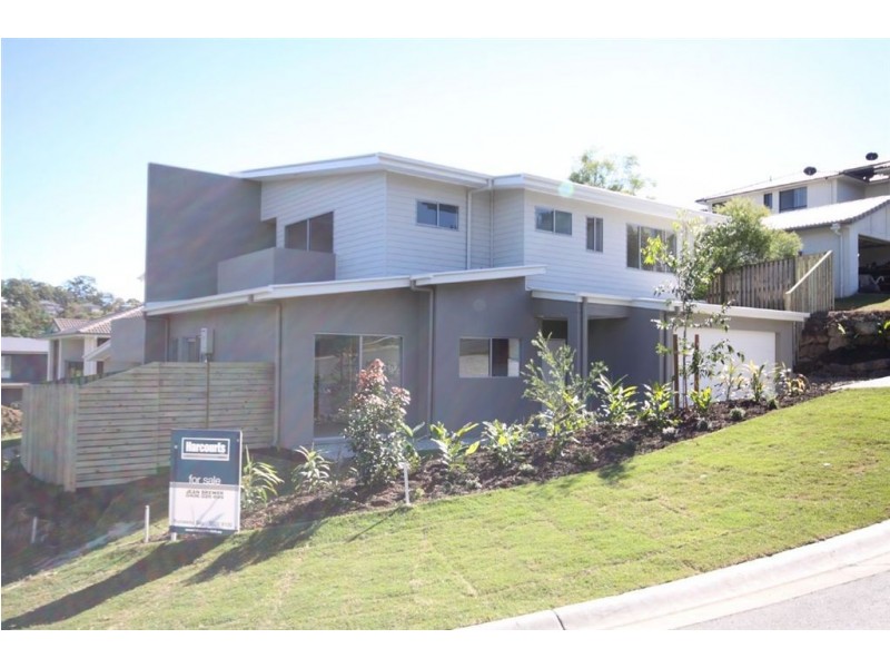 2/9 Maslin Chase, Pacific Pines QLD 4211
