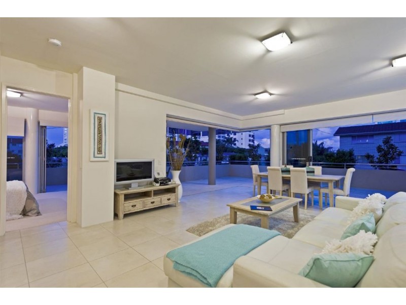 5/10 Imperial Parade, Labrador QLD 4215