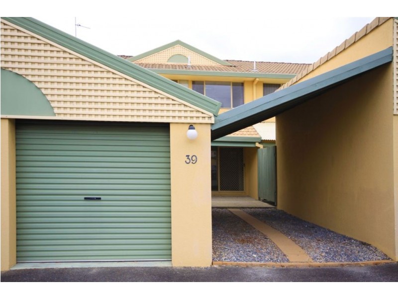 39/469 Pine Ridge Road, Runaway Bay QLD 4216