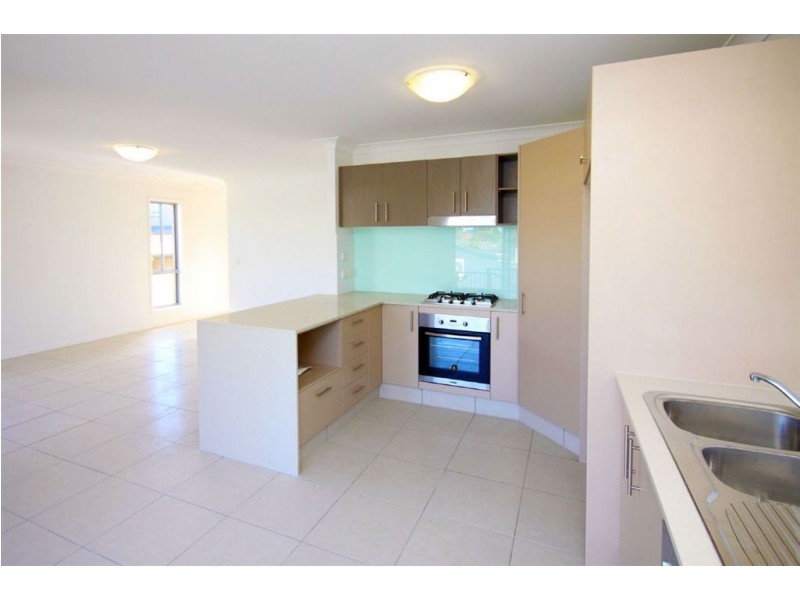 3/446 Pine Ridge Road, Coombabah QLD 4216