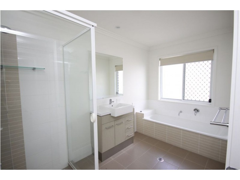 43 Lynbrook Court, Ormeau QLD 4208
