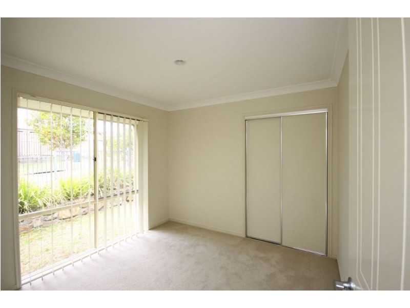 13 Seawind Road, Coomera QLD 4209
