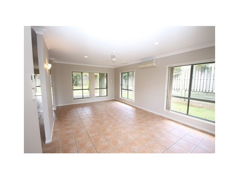 91 River Meadows Dr, Upper Coomera QLD 4209