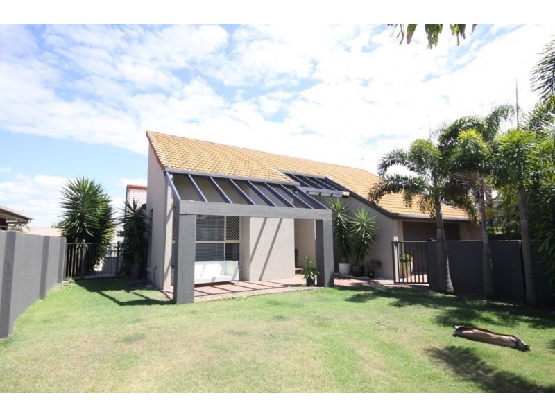 7 Sundance Way, Runaway Bay QLD 4216