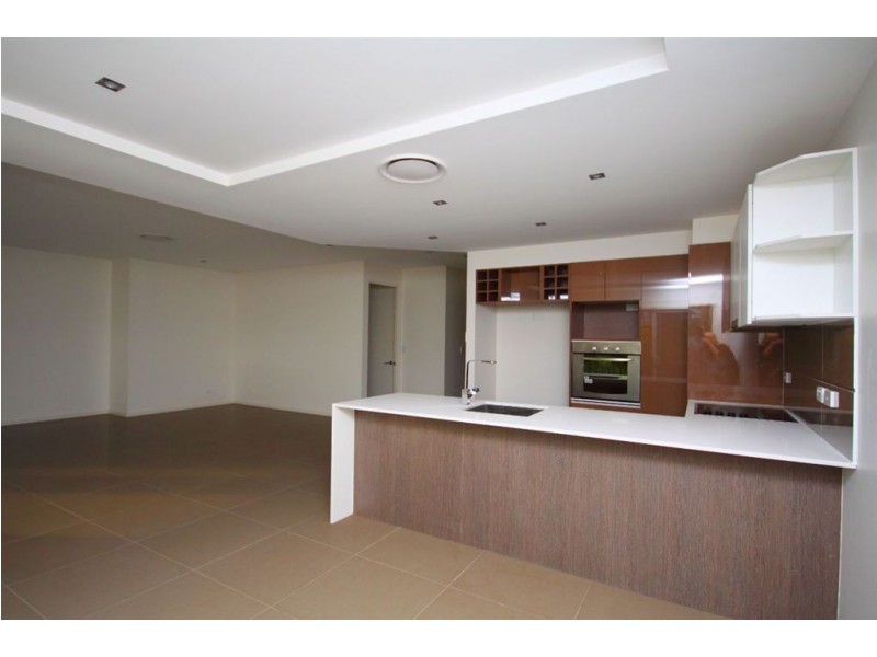 1/46 Compass Drive, Biggera Waters QLD 4216