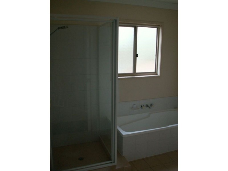 6/9 McMillan Street, Labrador QLD 4215