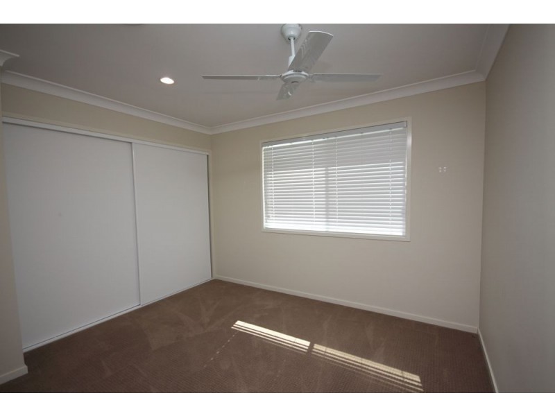 82b Compass Drive, Biggera Waters QLD 4216