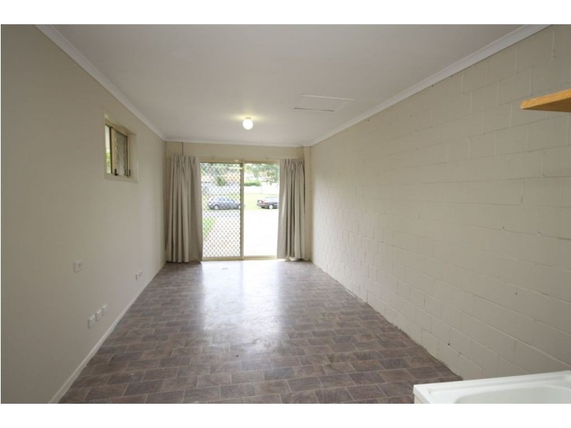 1/28 Orkney Place, Labrador QLD 4215