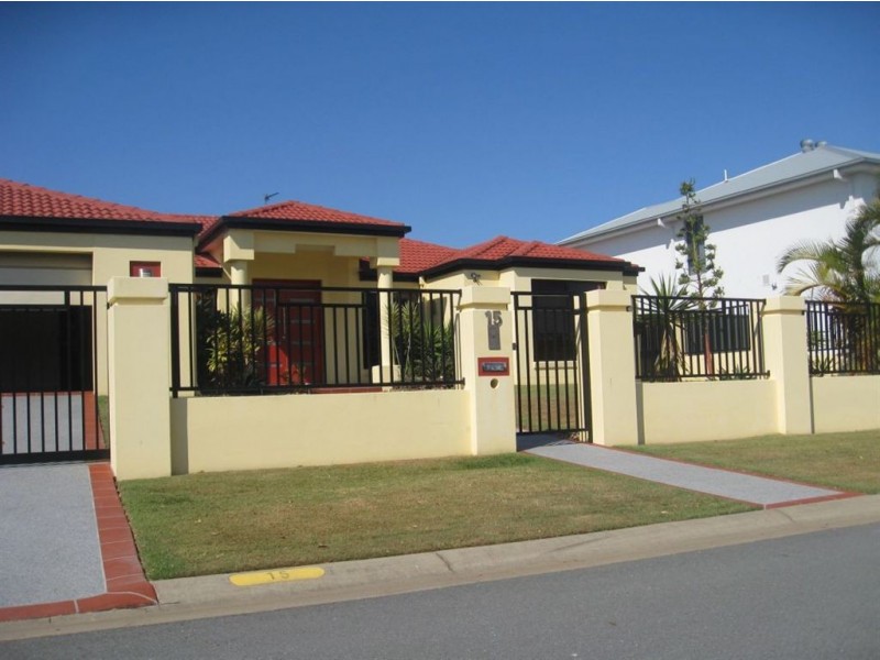 15 Lagos Crt, Coombabah QLD 4216