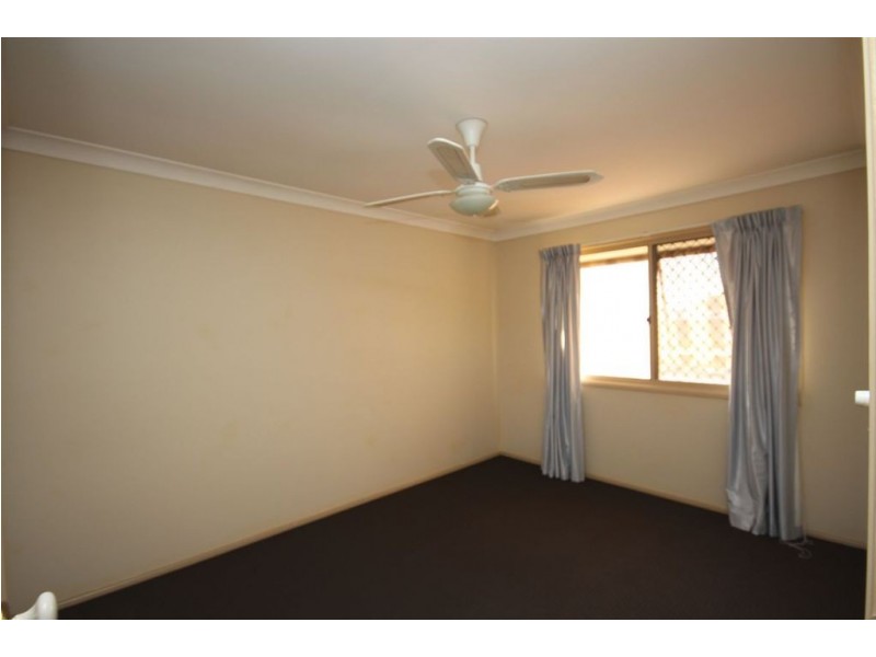 1/479 Pine Ridge Road, Runaway Bay QLD 4216