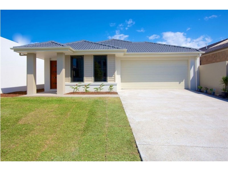 34 South Quay Drive, Biggera Waters QLD 4216