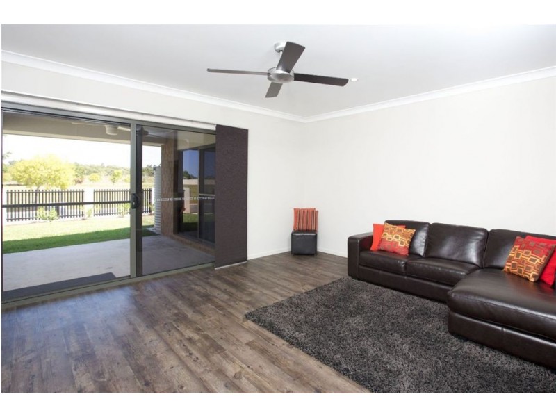 34 South Quay Drive, Biggera Waters QLD 4216