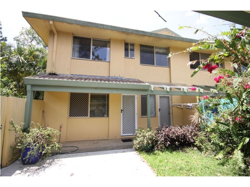 3/469 Pine Ridge Road, Runaway Bay QLD 4216