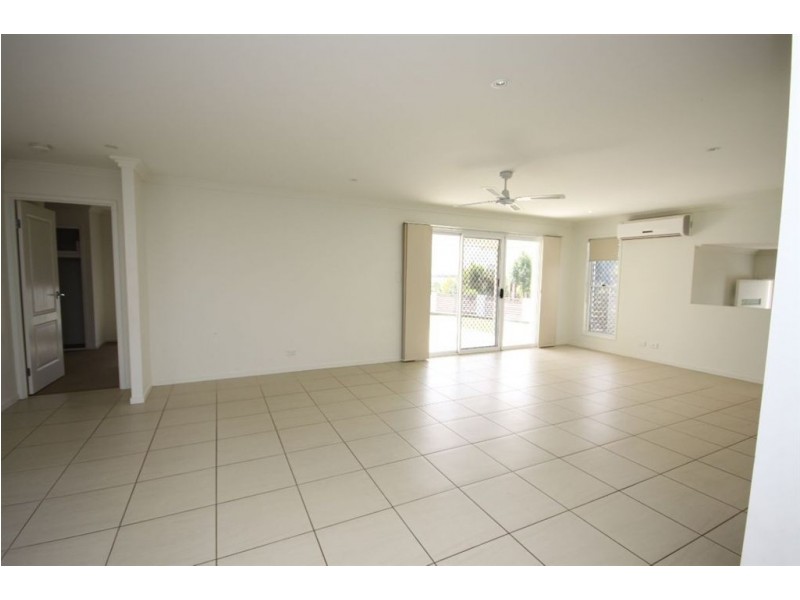 43 Lynbrook Avenue, Ormeau QLD 4208