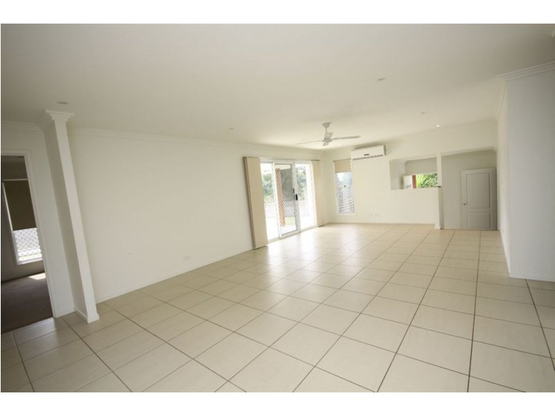 43 Lynbrook Avenue, Ormeau QLD 4208