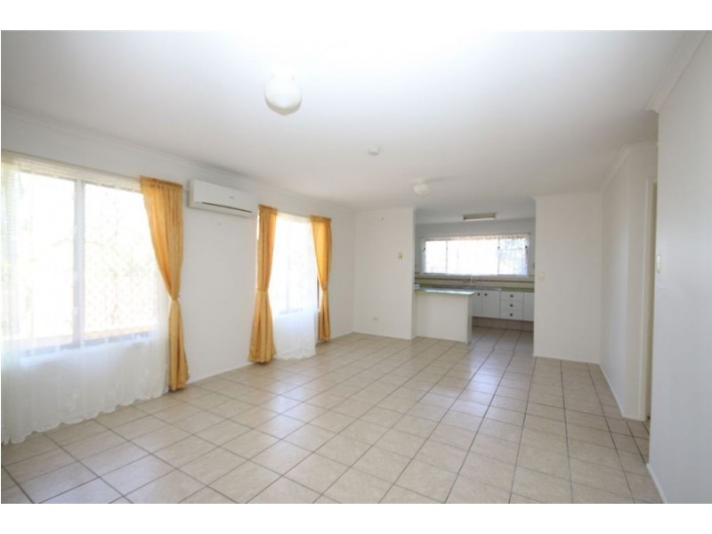 1/6 Thelma Avenue, Biggera Waters QLD 4216