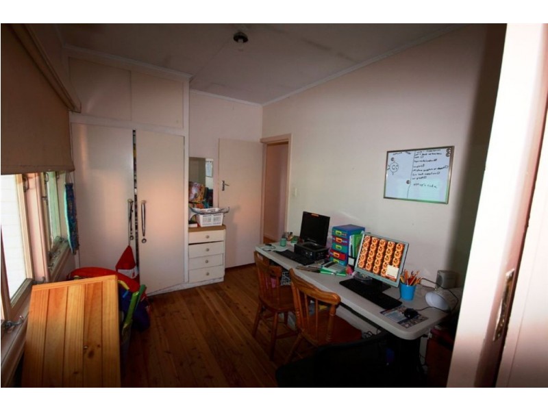 98 Wilson Street, Labrador QLD 4215