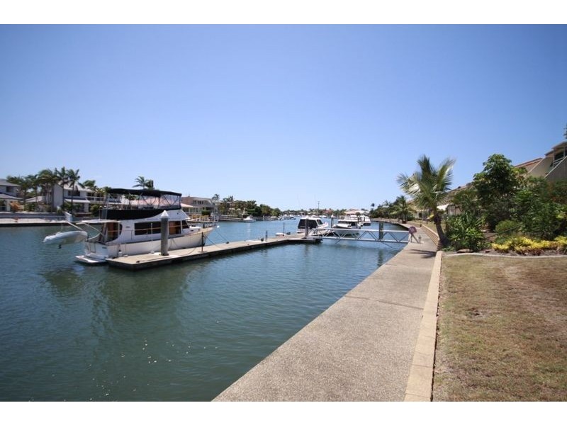 22/100 Morala Avenue, Runaway Bay QLD 4216