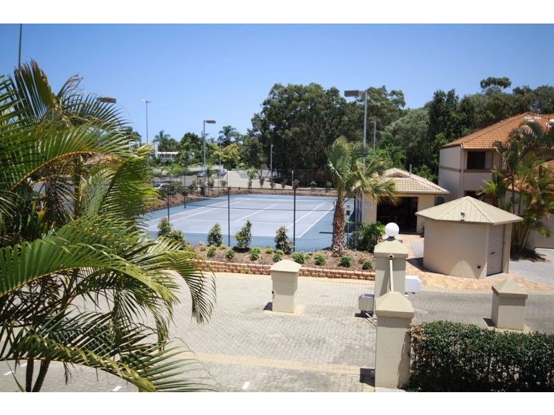 22/100 Morala Avenue, Runaway Bay QLD 4216