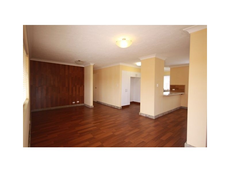 3/15 Esplanade West, Paradise Point QLD 4216