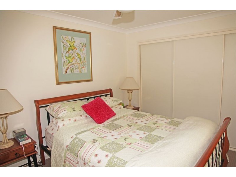 1/10 Bright Avenue, Labrador QLD 4215